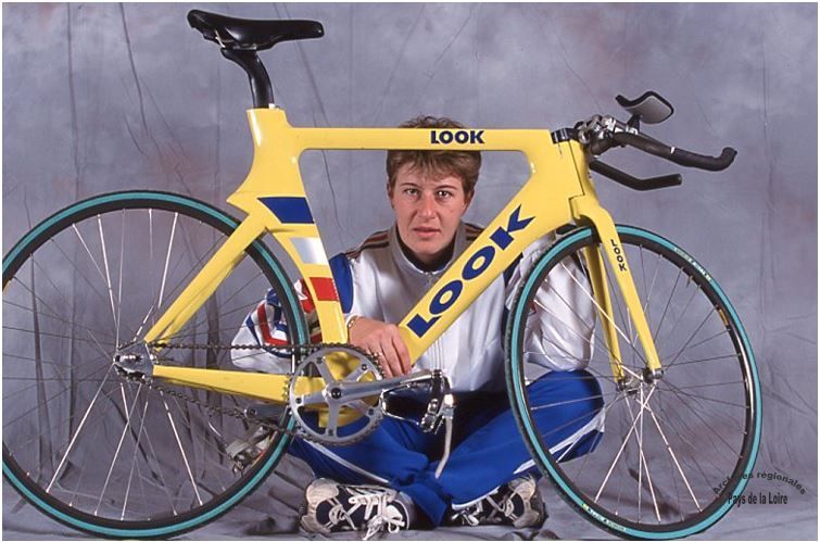 Félicia Ballanger, deux fois médaillée d’or aux JO de Sydney en cyclisme (500 mètres et vitesse individuelle), ici photographiée pendant sa préparation à l’INSEP en 1999 (phot. Quemener).