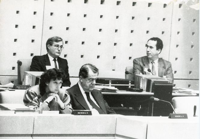 Roselyne Bachelot dans l'hémicycle vers 1987-1992